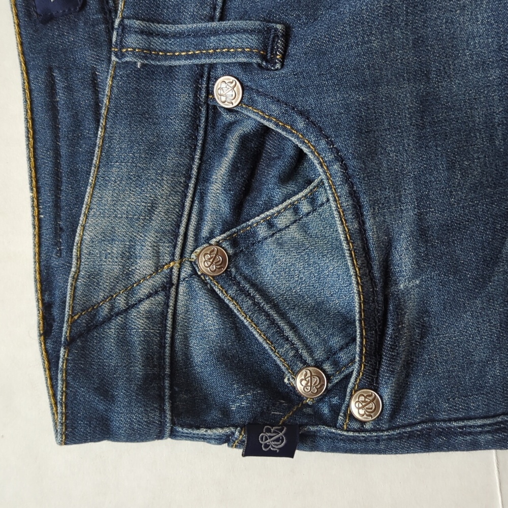 Rock & Republic Berlin Distressed Denim Jeans 8M Blue Pockets - Picture 16 of 16